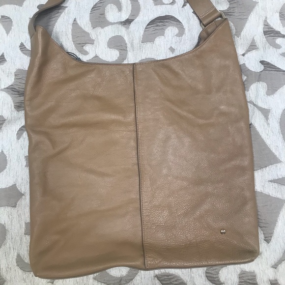 Halston Heritage tote - Picture 2 of 7